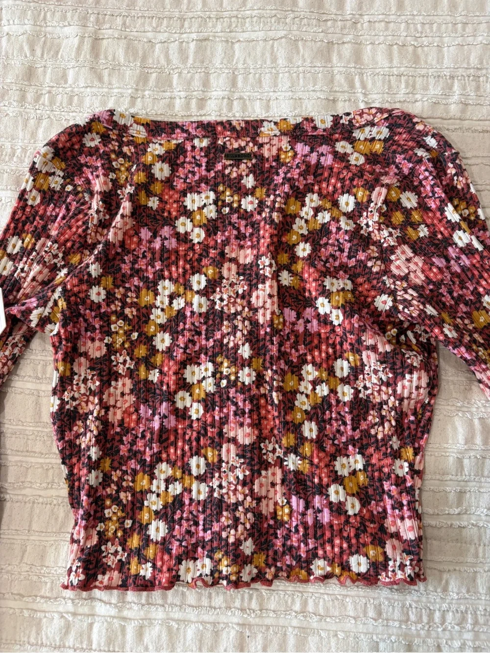 NWT Billabong Pink Floral Ribbed Long-Sleeve Crop Top
